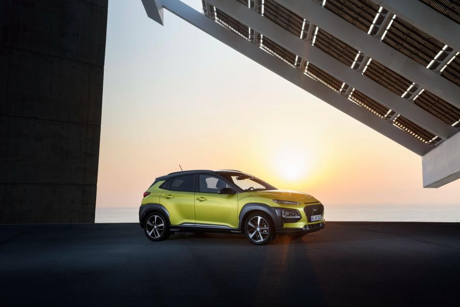  Hyundai Kona AWD 2017 года  (WW) (фото 36 из 56)